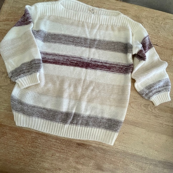 Entro - Blue Ribbon Short Sleeve Sweater